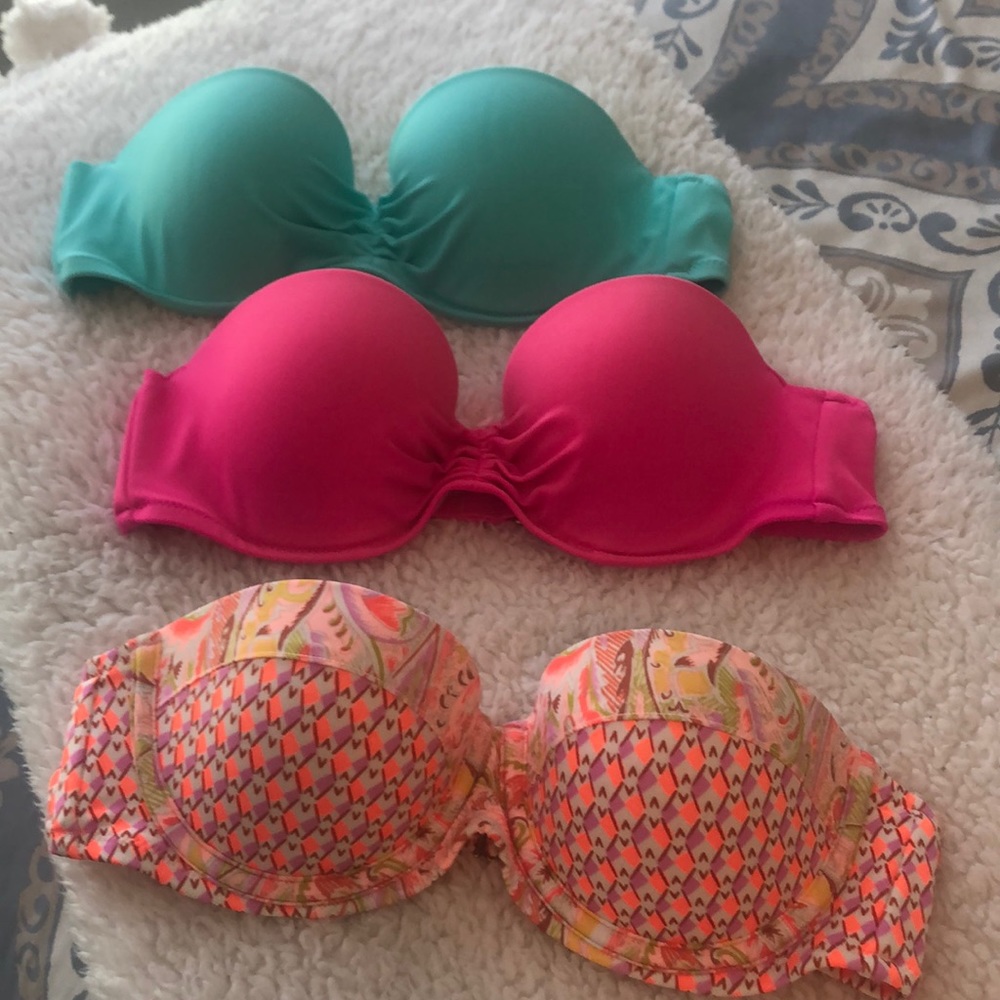EUC Victoria’s Secret 34B -3 bandeau bikini tops